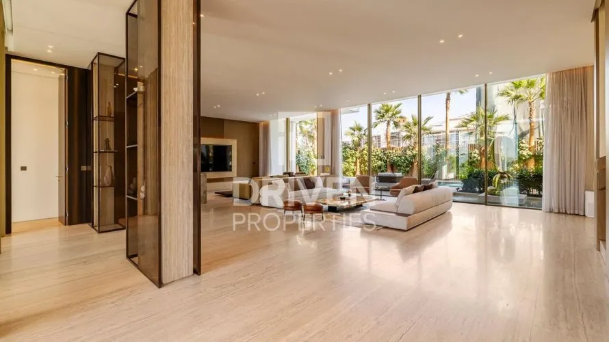 Villa de 6 dormitorios en La Mer, UAE No. 3670 № 20