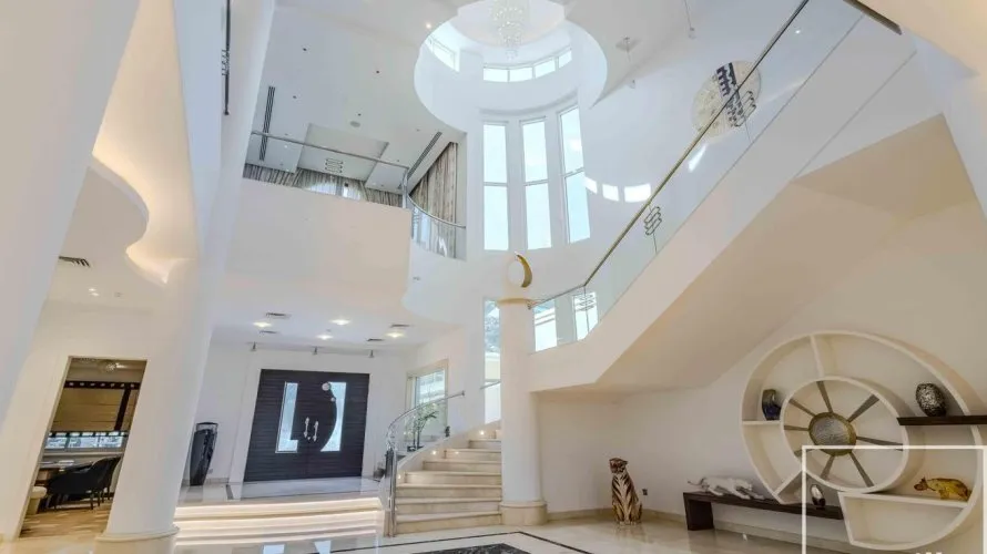 Villa de 7 dormitorios en Emirates Hills, UAE No. 3968 № 3