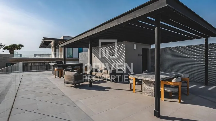 Villa de 6 dormitorios en La Mer, UAE No. 3974 № 2
