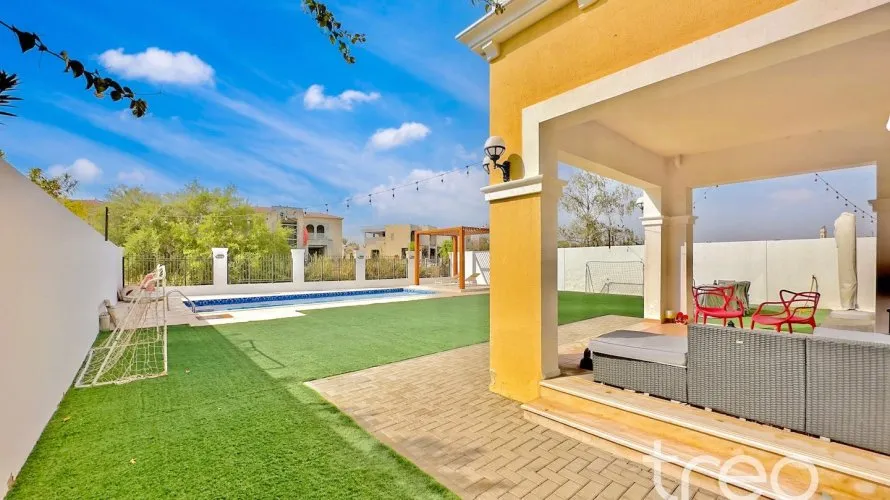 Villa de 4 dormitorios en Legacy, UAE No. 3665 № 5