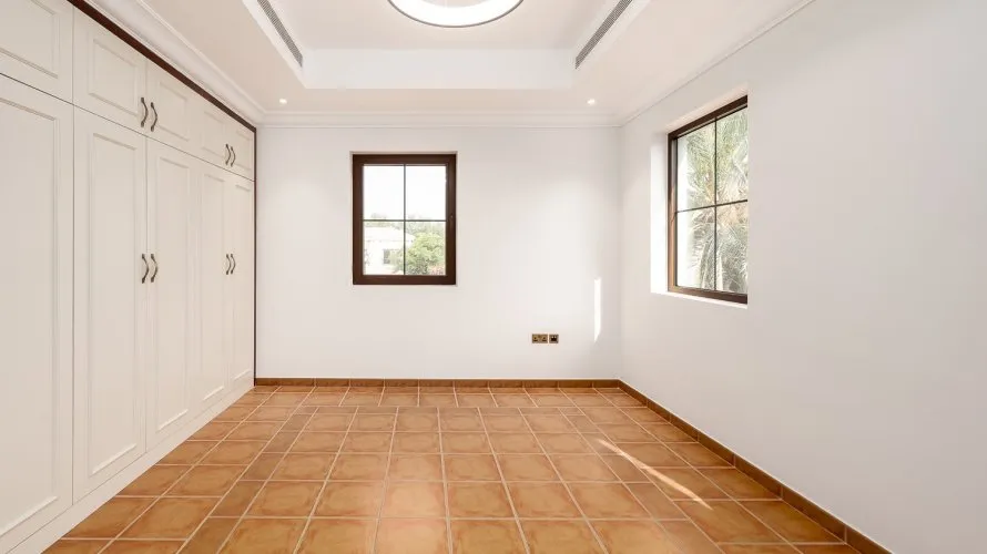 Villa de 5 dormitorios en Jumeirah Golf Estates, UAE No. 3775 № 9