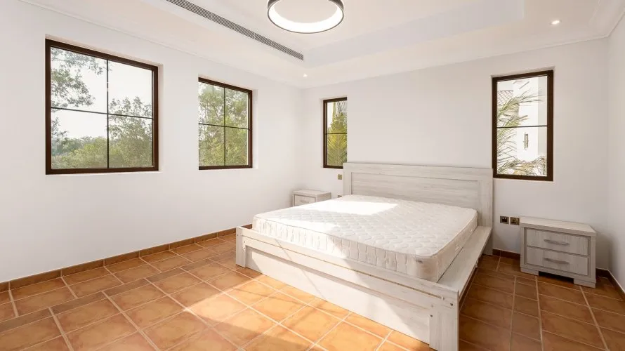 Villa de 5 dormitorios en Jumeirah Golf Estates, UAE No. 3775 № 2