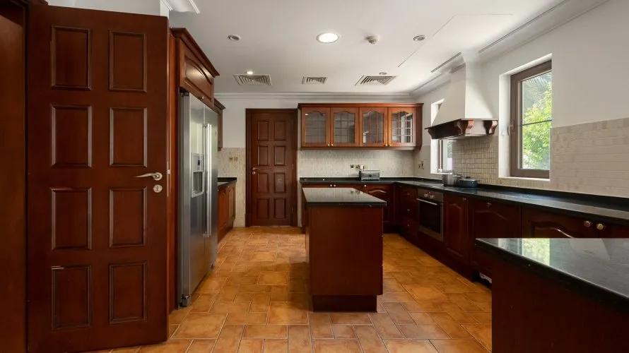 Villa de 5 dormitorios en Jumeirah Golf Estates, UAE No. 3775 № 13