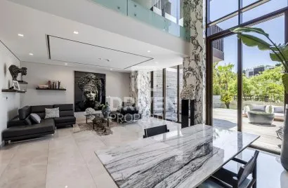 Villa de 3 dormitorios en Jumeirah Bay Island, UAE No. 3597