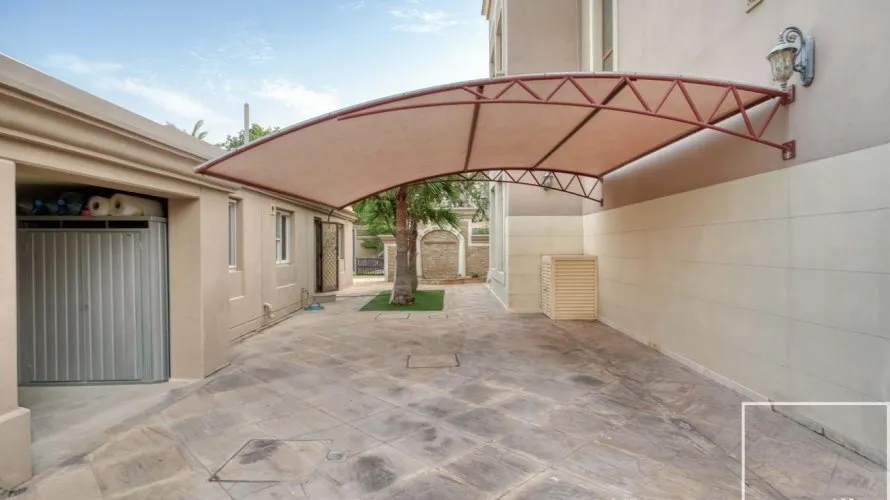 Villa de 5 dormitorios en Emirates Hills, UAE No. 3961 № 6