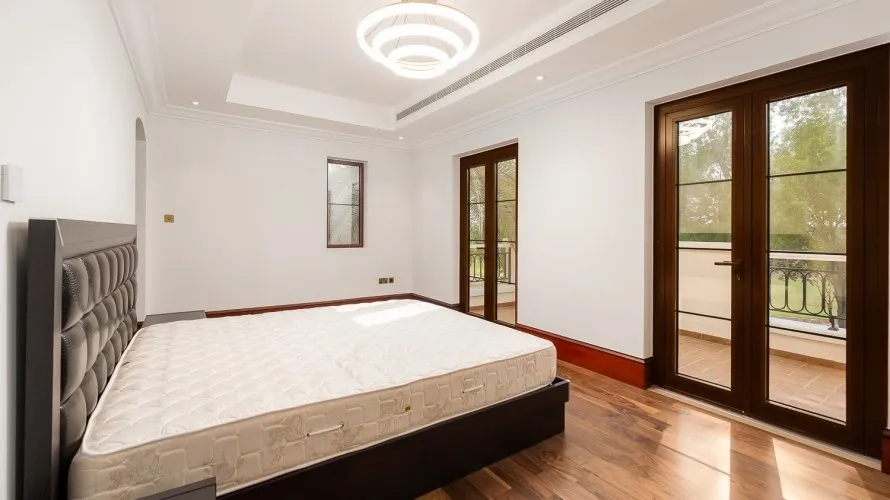 Villa de 5 dormitorios en Jumeirah Golf Estates, UAE No. 3775 № 5