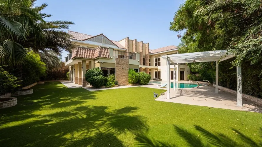 Villa de 5 dormitorios en Jumeirah Golf Estates, UAE No. 3771 № 26