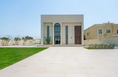 Villa de 5 dormitorios en Al Barsha, UAE No. 3768