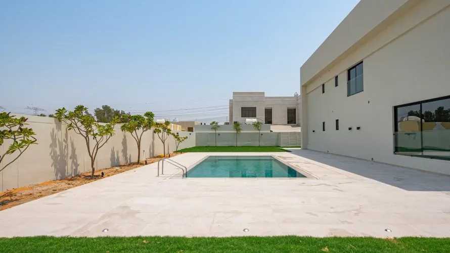 Villa de 5 dormitorios en Al Barsha, UAE No. 3768