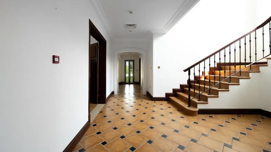 Villa de 5 dormitorios en Jumeirah Golf Estates, UAE No. 3775 № 1