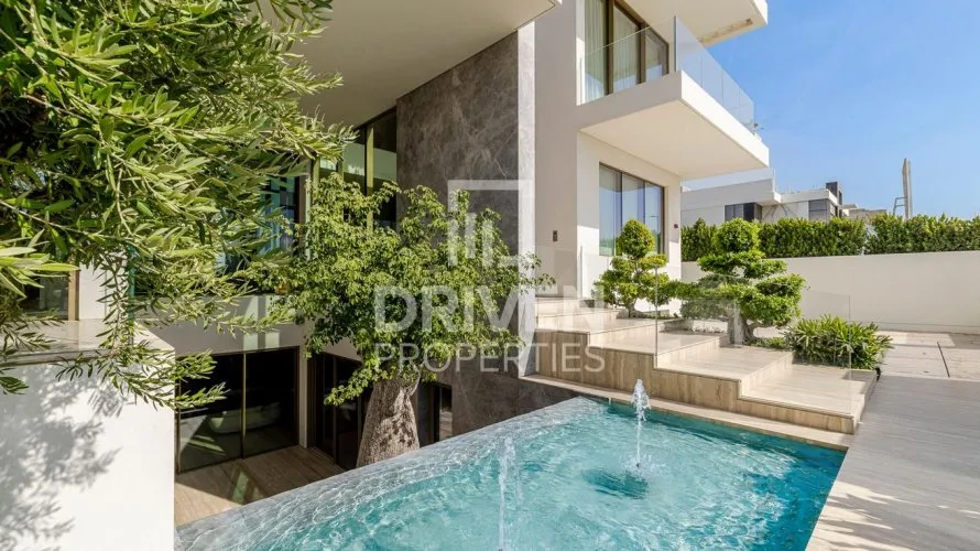 Villa de 6 dormitorios en La Mer, UAE No. 3670