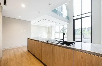 Villa de 3 dormitorios en Jumeirah Bay Island, UAE No. 3596