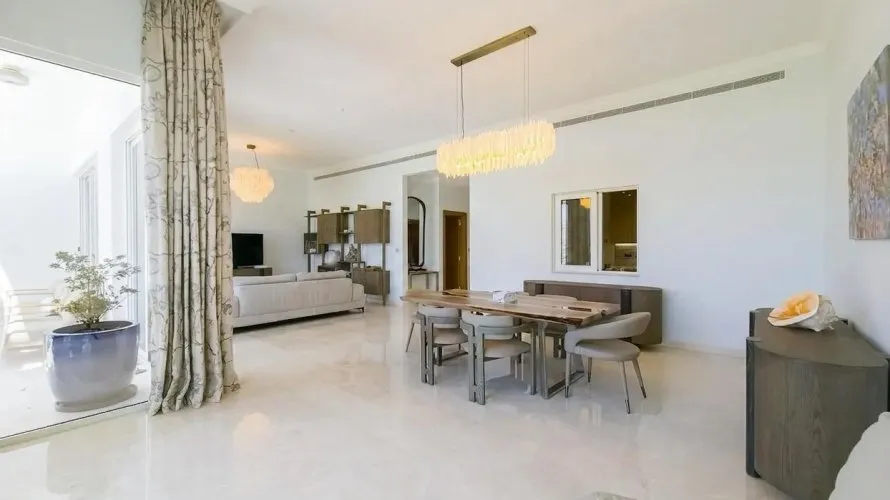 Villa de 5 dormitorios en Dubai, UAE No. 3948 № 17