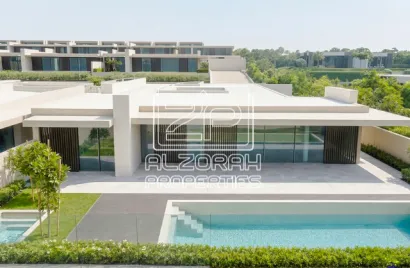 Villa de 5 dormitorios en Al Zorah, UAE No. 4009