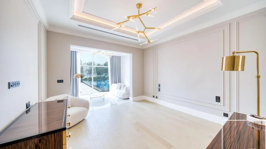 Villa de 7 dormitorios en The Crescent, UAE No. 4023 № 11