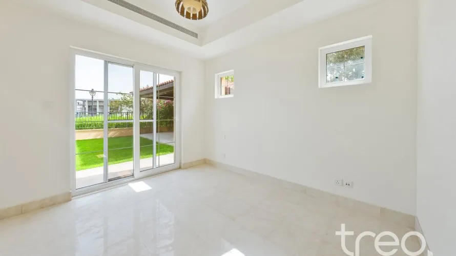 Villa de 6 dormitorios en Arabian Ranches, UAE No. 4145 № 12