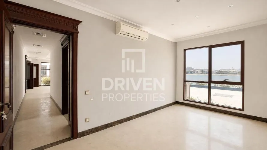Villa de 5 dormitorios en Signature Villas, UAE No. 4059 № 12