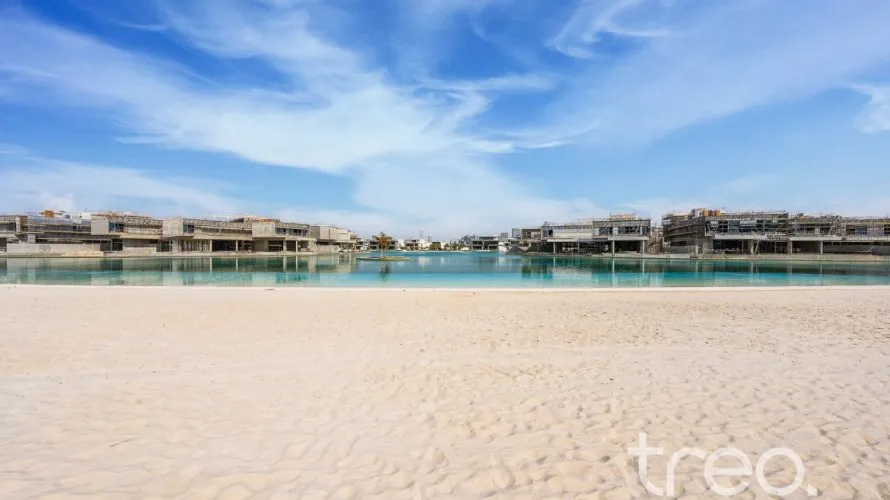 Villa de 6 dormitorios en Tilal Al Ghaf, UAE No. 4136