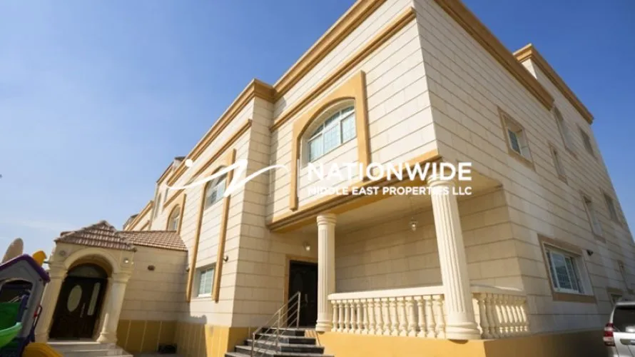 Villa de 5 dormitorios en Mohamed Bin Zayed City, UAE No. 4371 № 2