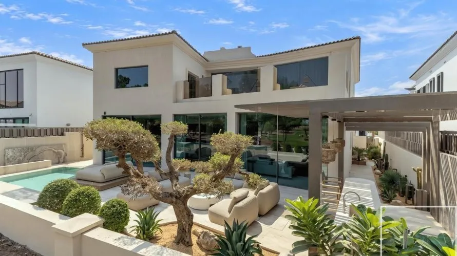 Villa de 5 dormitorios en Jumeirah Golf Estates, UAE No. 4113 № 7