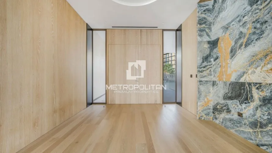 Villa de 5 chambres à Jumeirah Bay Island, UAE No. 675 № 11