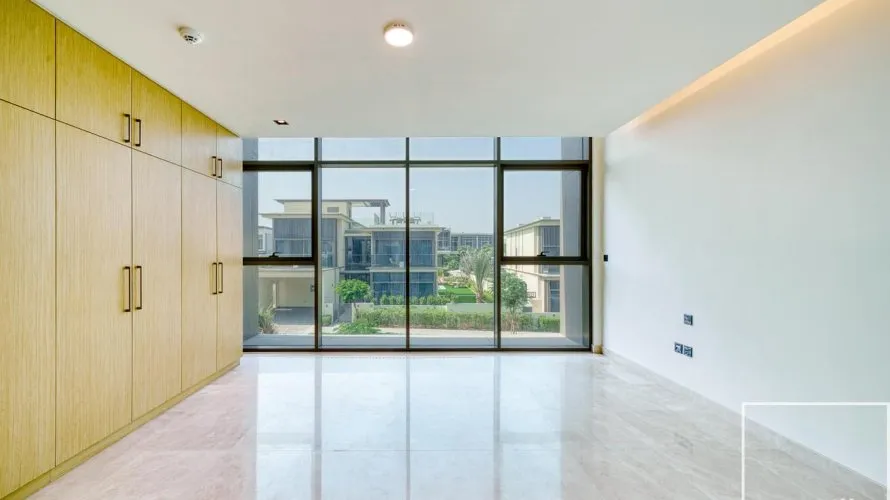 Villa de 4 chambres à Golf Place, UAE No. 988 № 11