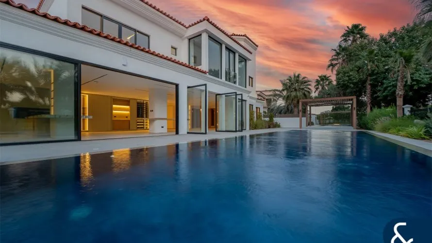 Villa de 6 chambres à Green Community West, UAE No. 1619