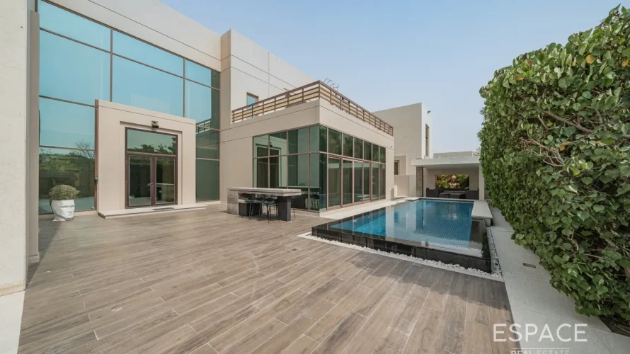 Villa de 5 chambres à Meydan Gated Community, UAE No. 1039