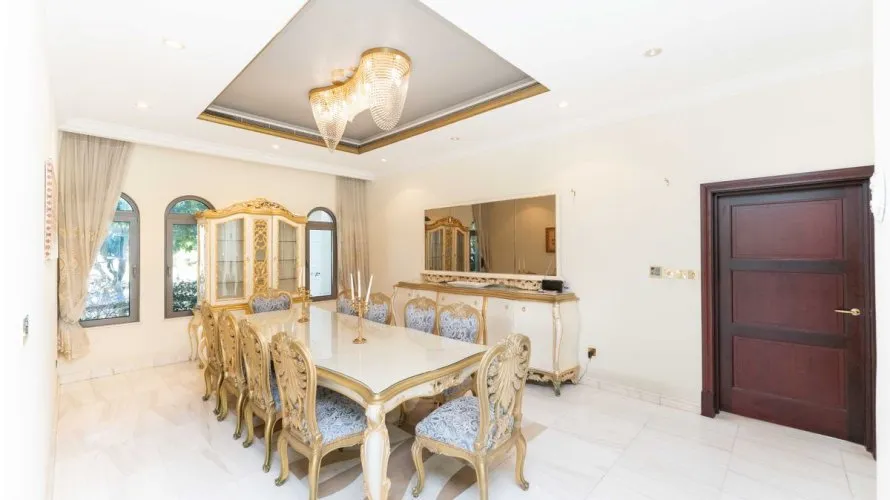 Villa de 6 chambres à Palm Jumeirah, UAE No. 1690