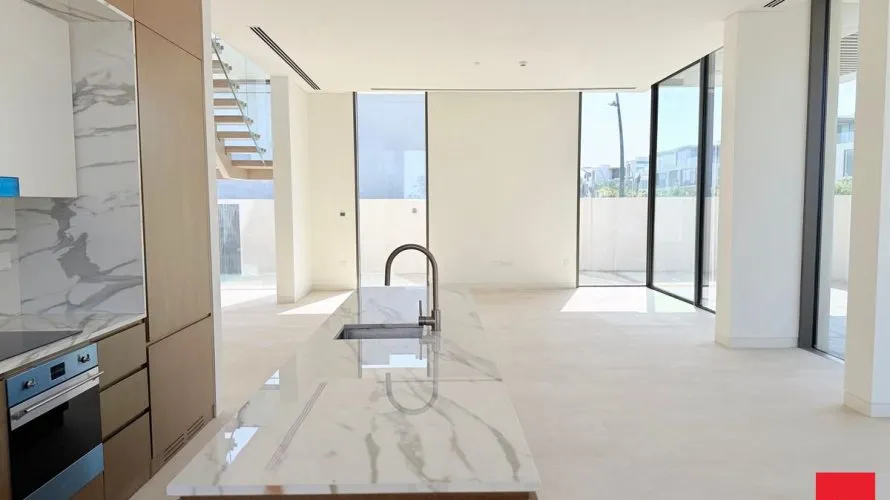 Villa de 4 chambres à Dubai, UAE No. 702 № 10