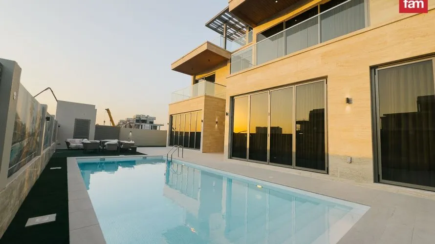 Villa de 7 chambres à Dubai, UAE No. 1556