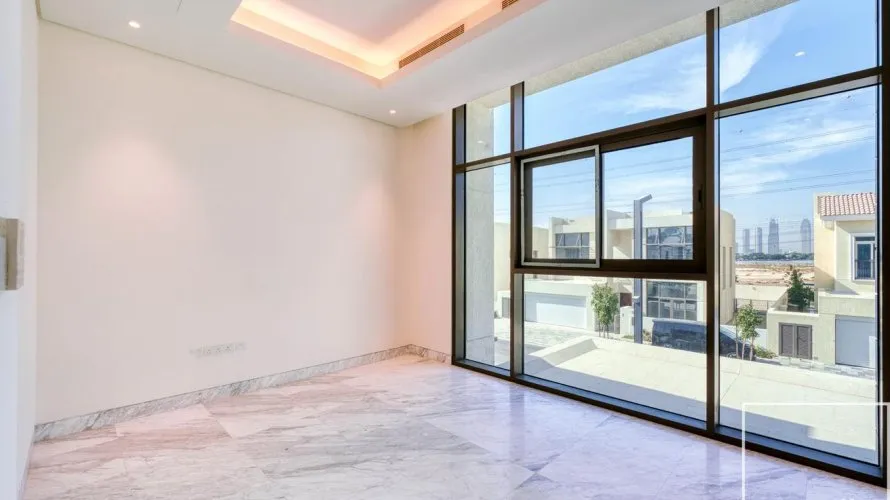 Villa de 5 chambres à District One, UAE No. 1500 № 13