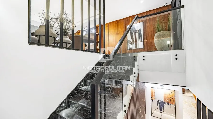 Villa de 6 chambres à North Village, UAE No. 1248 № 14