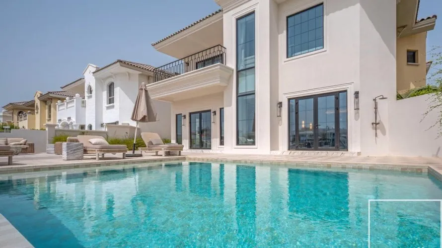 Villa de 5 chambres à Garden Homes, UAE No. 1463