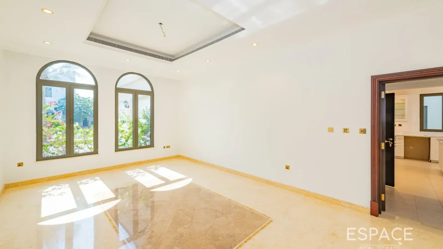 Villa de 6 chambres à Palm Jumeirah, UAE No. 1043 № 2