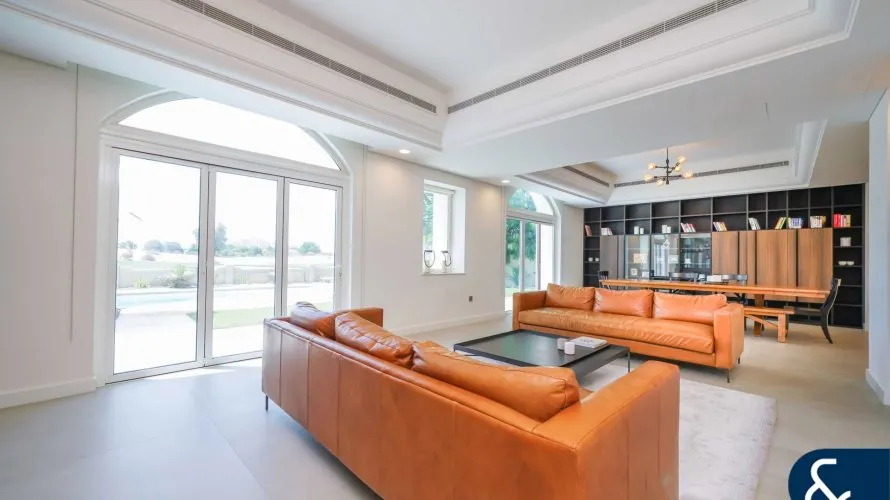 Villa de 5 chambres à Victory Heights, UAE No. 1322 № 5