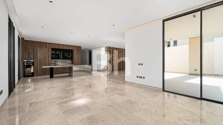 Villa de 5 chambres à Tilal Al Ghaf, UAE No. 971