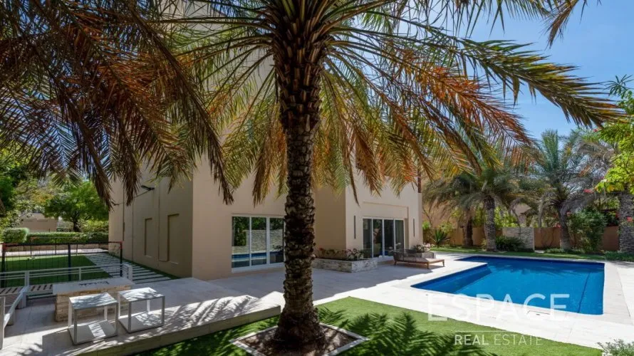 Villa de 6 chambres à Dubai, UAE No. 1028 № 17