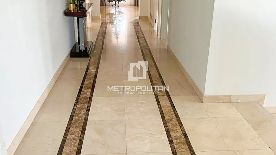 Villa de 5 chambres à District One, UAE No. 1245 № 3