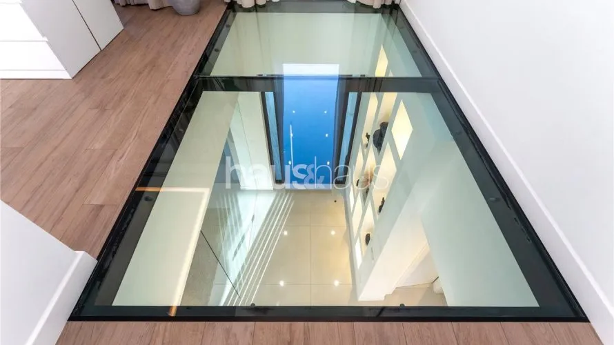 Villa de 4 chambres à Jumeirah Islands, UAE No. 829 № 22