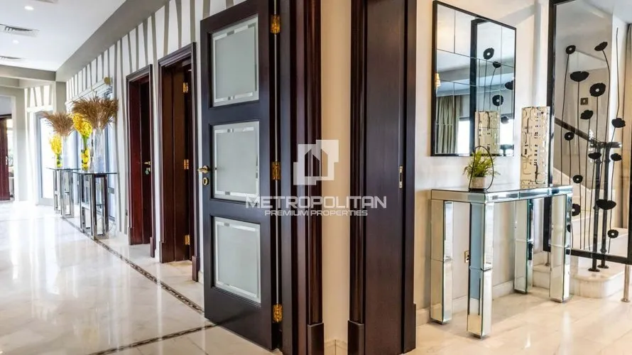 Villa de 6 chambres à Signature Villas, UAE No. 1243 № 14