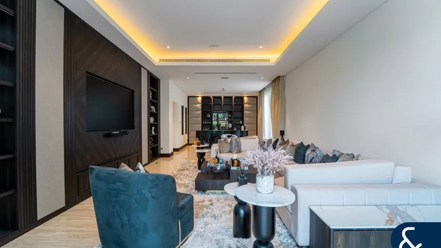 Villa de 5 chambres à Jumeirah Golf Estates, UAE No. 1326 № 8