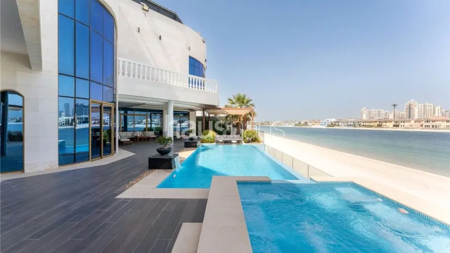 Villa de 7 chambres à Palm Jumeirah, UAE No. 797 № 1