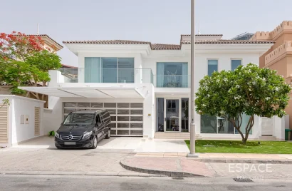 Villa de 6 chambres à Palm Jumeirah, UAE No. 1202