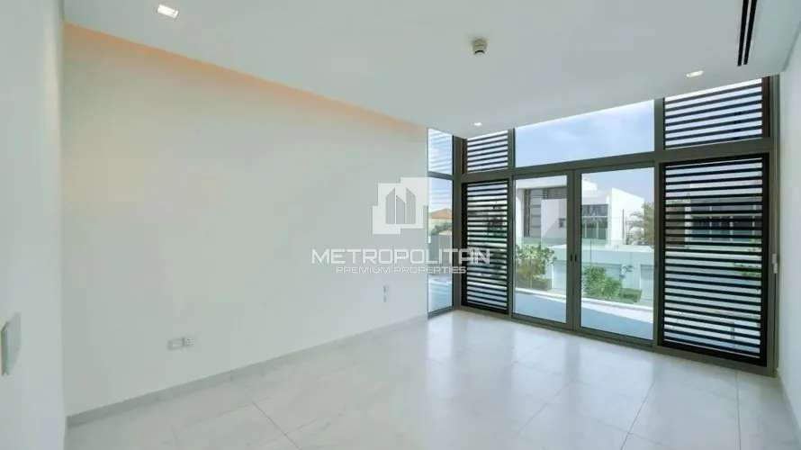 Villa de 6 chambres à District One, UAE No. 673 № 15