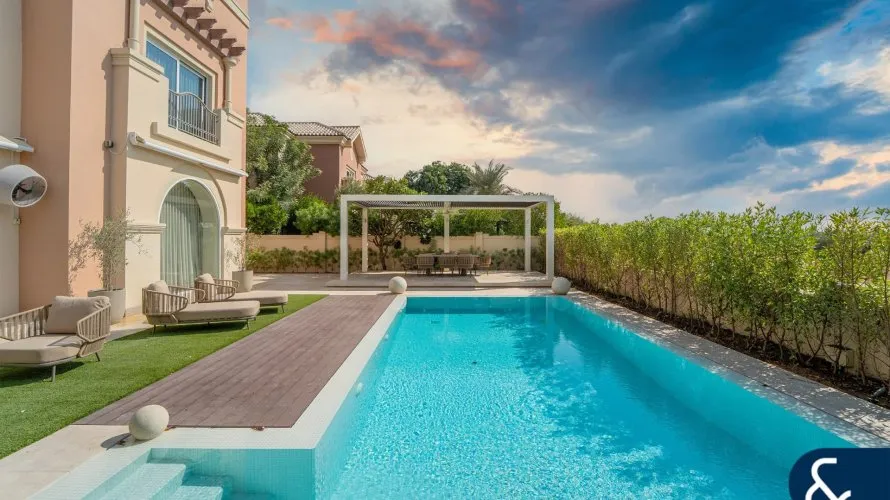 Villa de 5 chambres à Victory Heights, UAE No. 1315 № 23