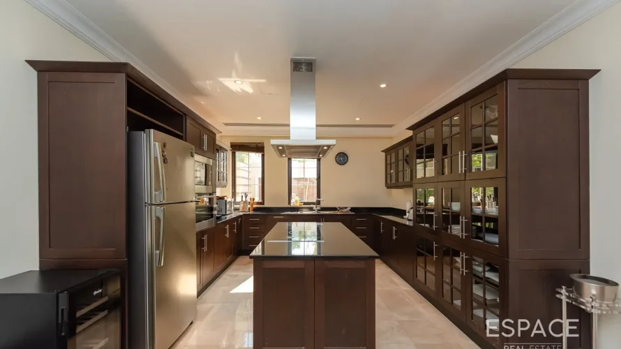 Villa de 4 chambres à Palm Jumeirah, UAE No. 1036 № 4