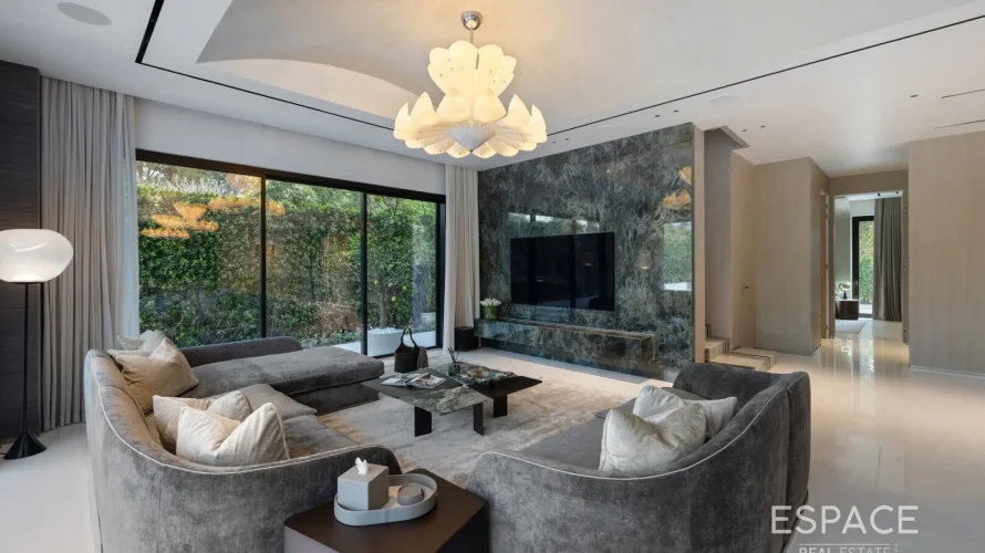 Villa de 6 chambres à Al Barari, UAE No. 1204 № 2