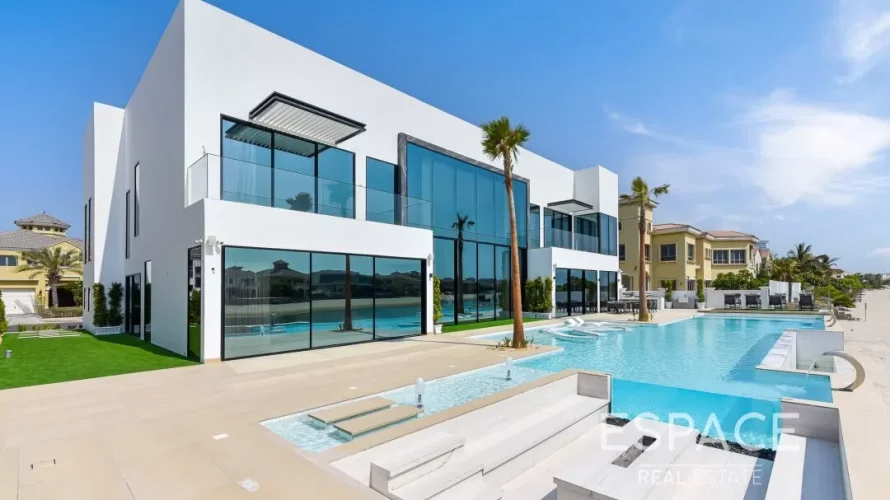 Villa de 6 chambres à Palm Jumeirah, UAE No. 1060