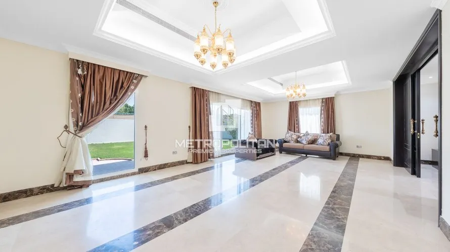 Villa de 6 chambres à Al Barsha, UAE No. 1274 № 2